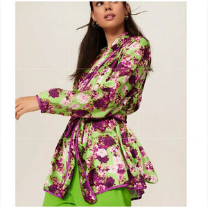 Giovanna Nicolai Italian Satin Floral Wrap Top
